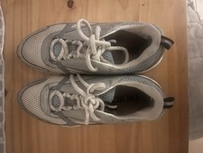 Dior B22 Trainers Baby Blue